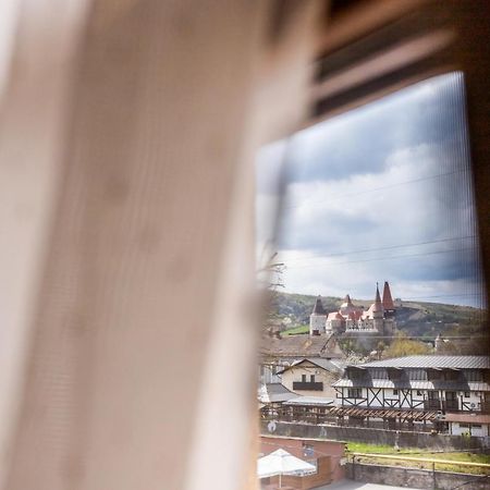 Marconi Guesthouse Hunedoara Eksteriør billede