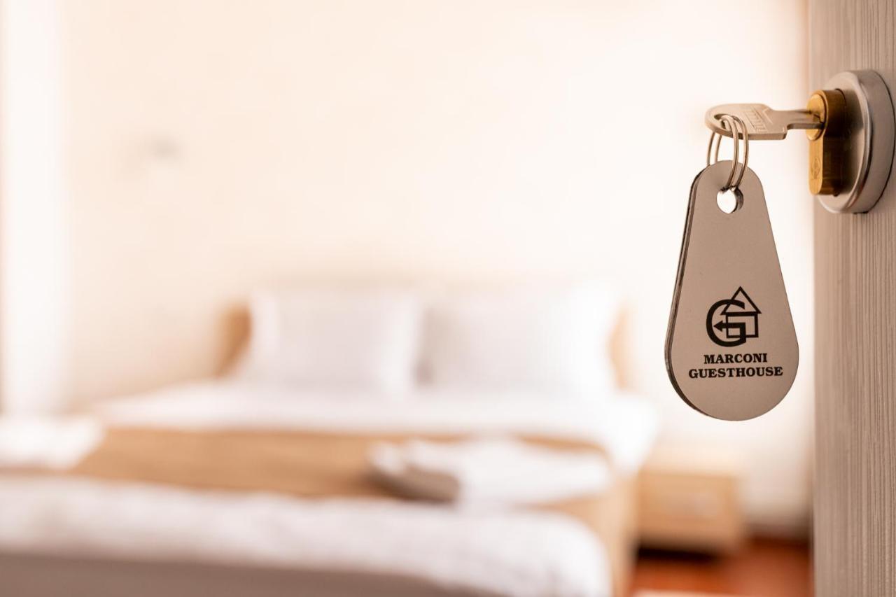 Marconi Guesthouse Hunedoara Eksteriør billede