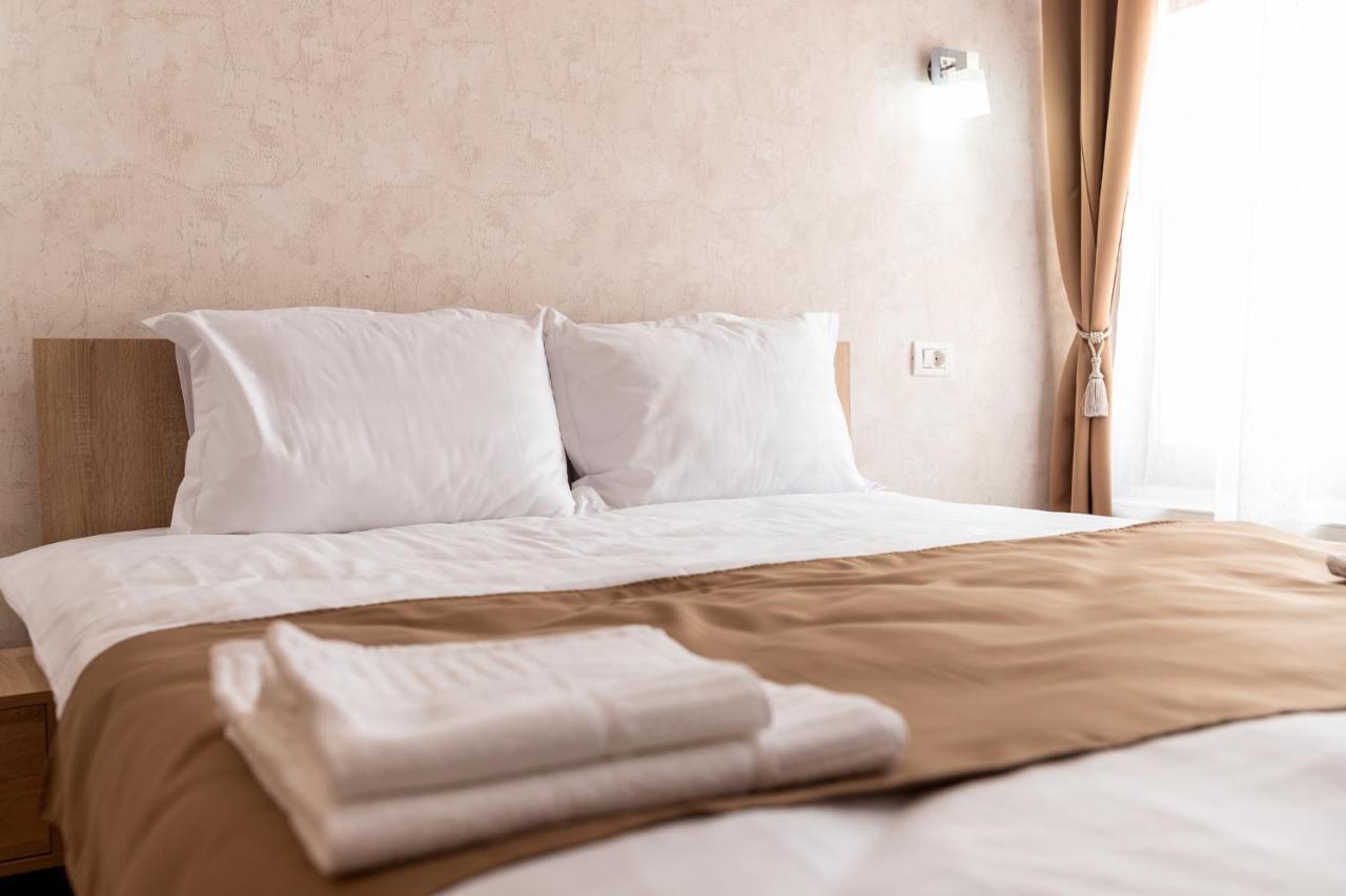 Marconi Guesthouse Hunedoara Eksteriør billede